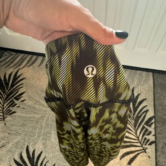 Lululemon Wunder Under Pant *Full-On Luxtreme Green Size 4 Leggings 30.5" Inseam - Picture 9 of 9